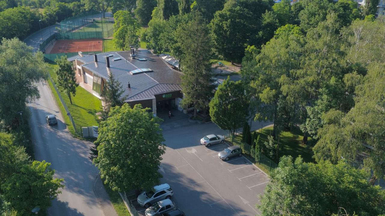 Villas And Apartments Oaza Ilidža Eksteriør billede